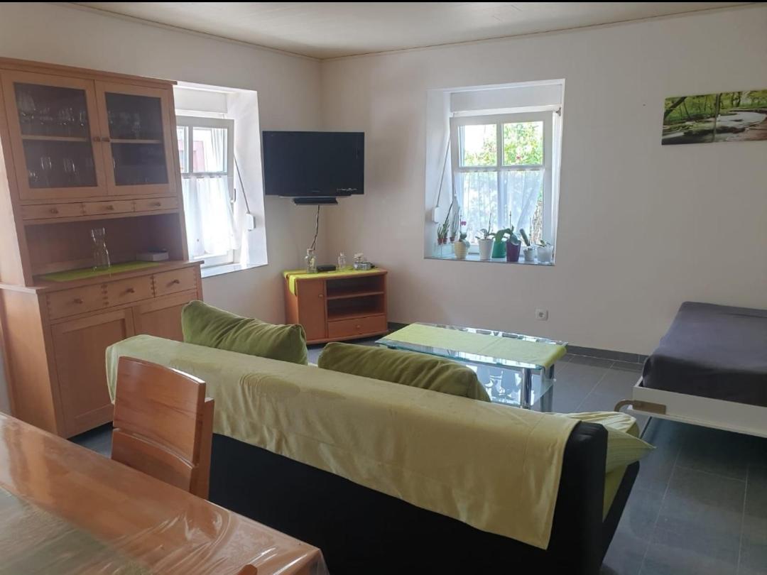 Ferien-Apartment Meter Neumagen-Dhron Buitenkant foto